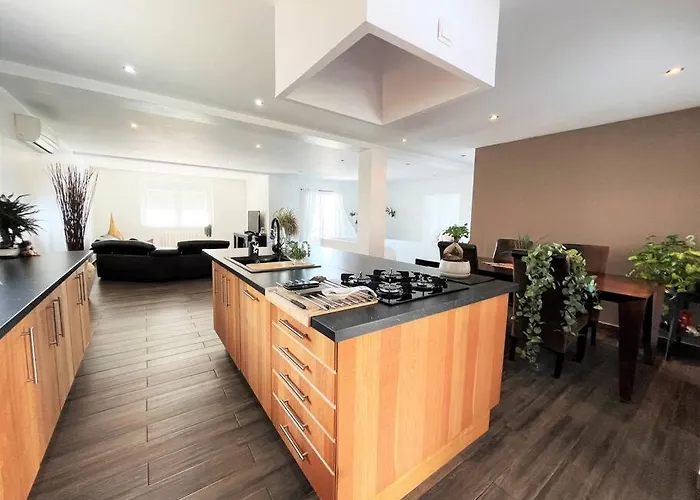 Cortes - 20 Minutes From Puerto Banus Estepona