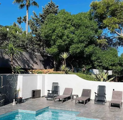 Cortes - 20 Minutes From Puerto Banus