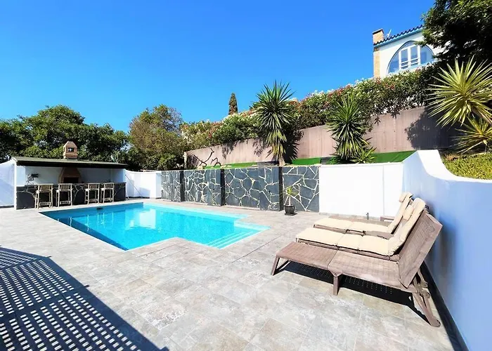Villa Cortes - 20 Minutes From Puerto Banus