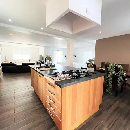 Cortes - 20 Minutes From Puerto Banus Эстепона