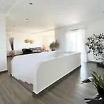 Villa Cortes - 20 Minutes From Puerto Banus